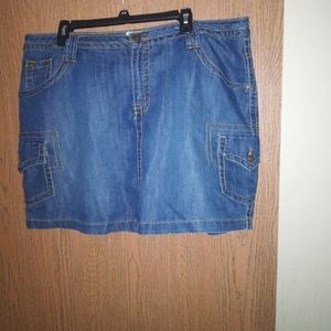 Faded Glory women's skort